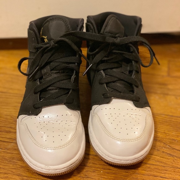 air jordan black high tops